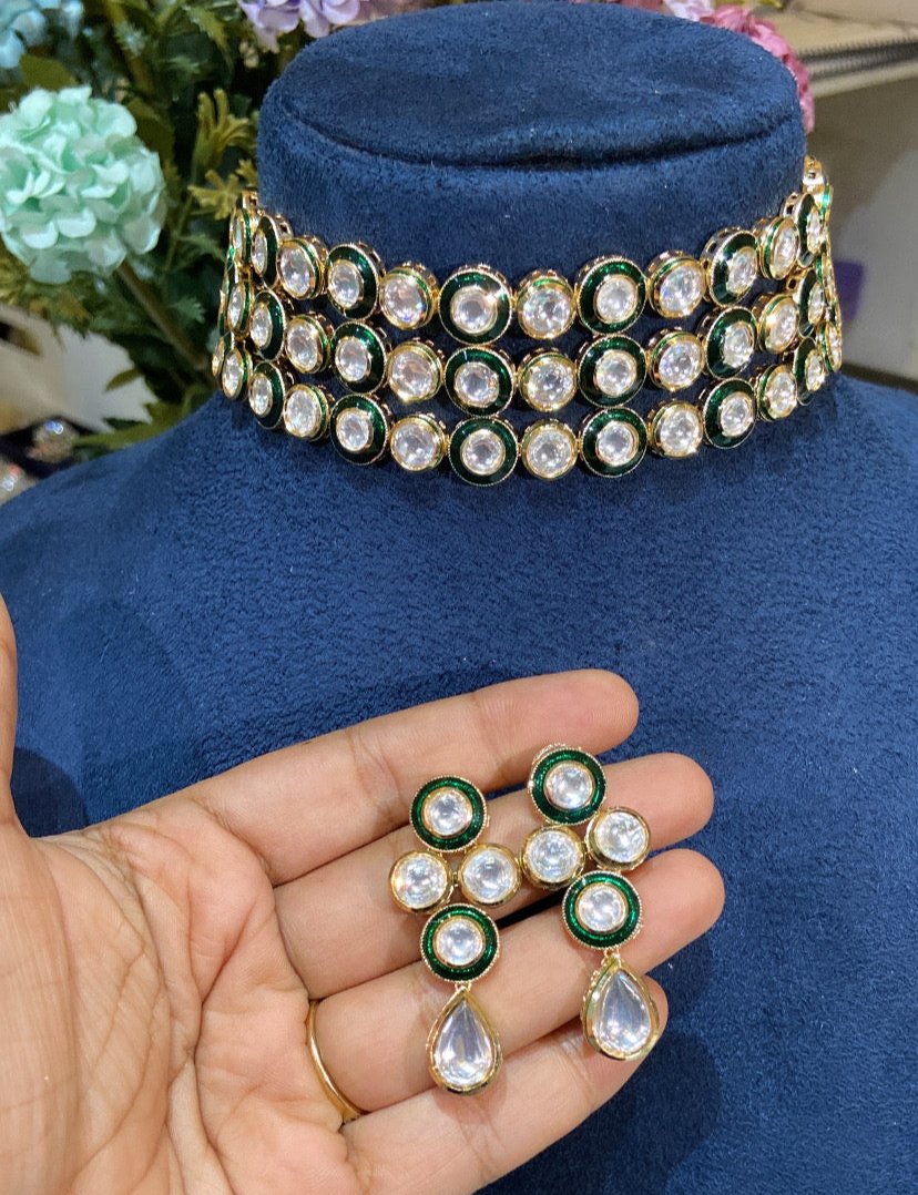 ROUND POLKI KUNDAN CHOKER SET