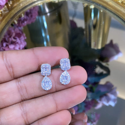 Dainty Cluster Drop earrings