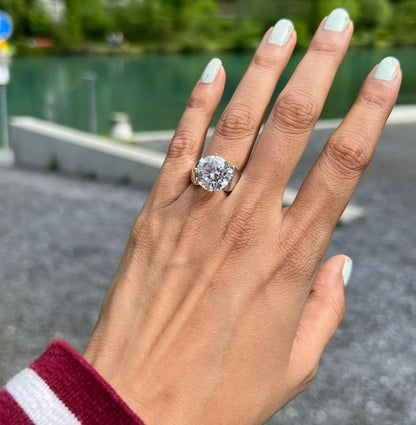 6 CT ROCK BLING RING (ADD TO CART AND GET A FREE GIFT)⭐