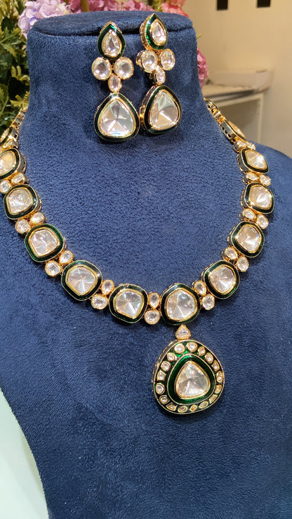 Manikarna POLKI KUNDAN NECKLACE SET