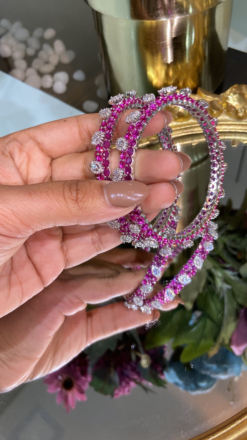 Designer colour invisible setting bangles Pacheli