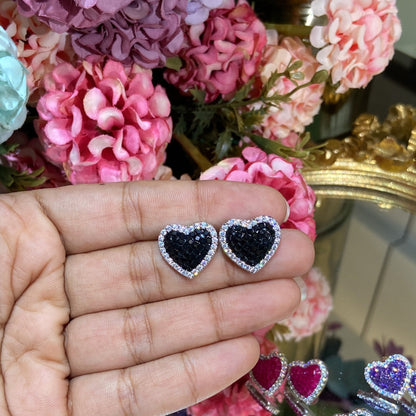 Invisible setting love earrings