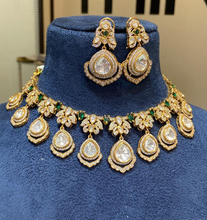 DROP NECKLACE SET WITH EARRING