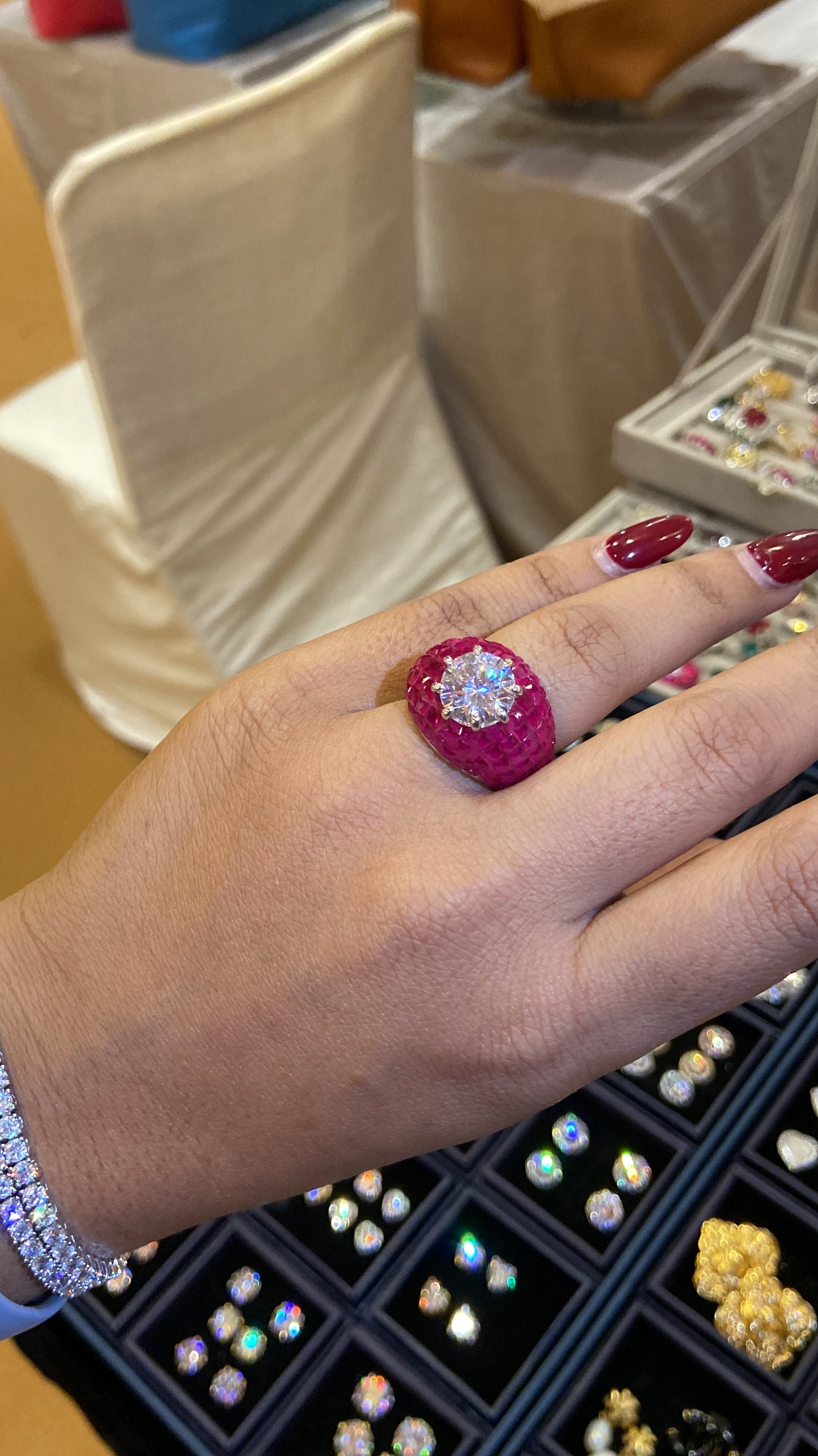 Invisible setting cocktail colour rings (Adjustable) 🩶