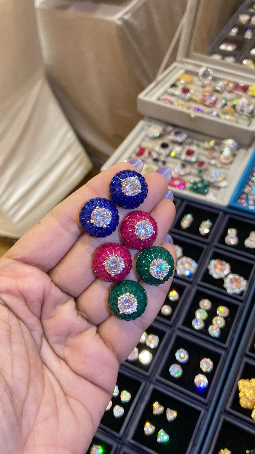 Dome Invisible setting earrings