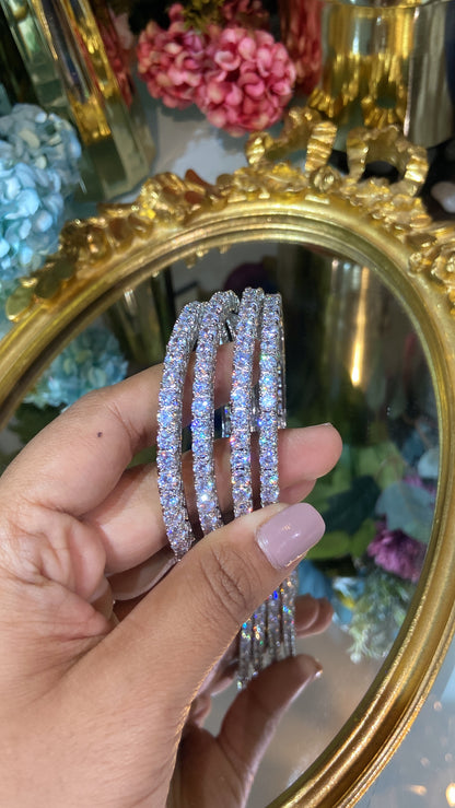 25 pointer DIAMOND Solitaire Bangles - (NOT OPENABLE)