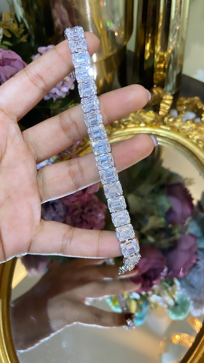 Statment Cluster Tennis Bracelet
