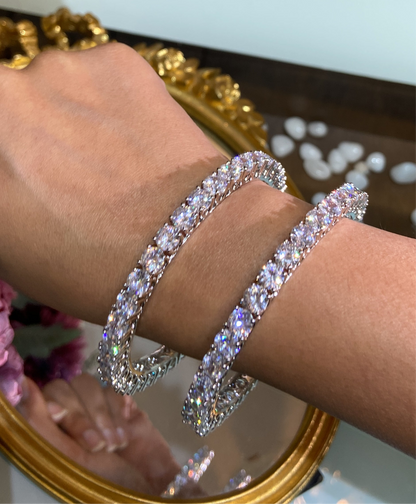 Big Solitaire Bangles - PAIR (50 pointer each diamond) 🪄