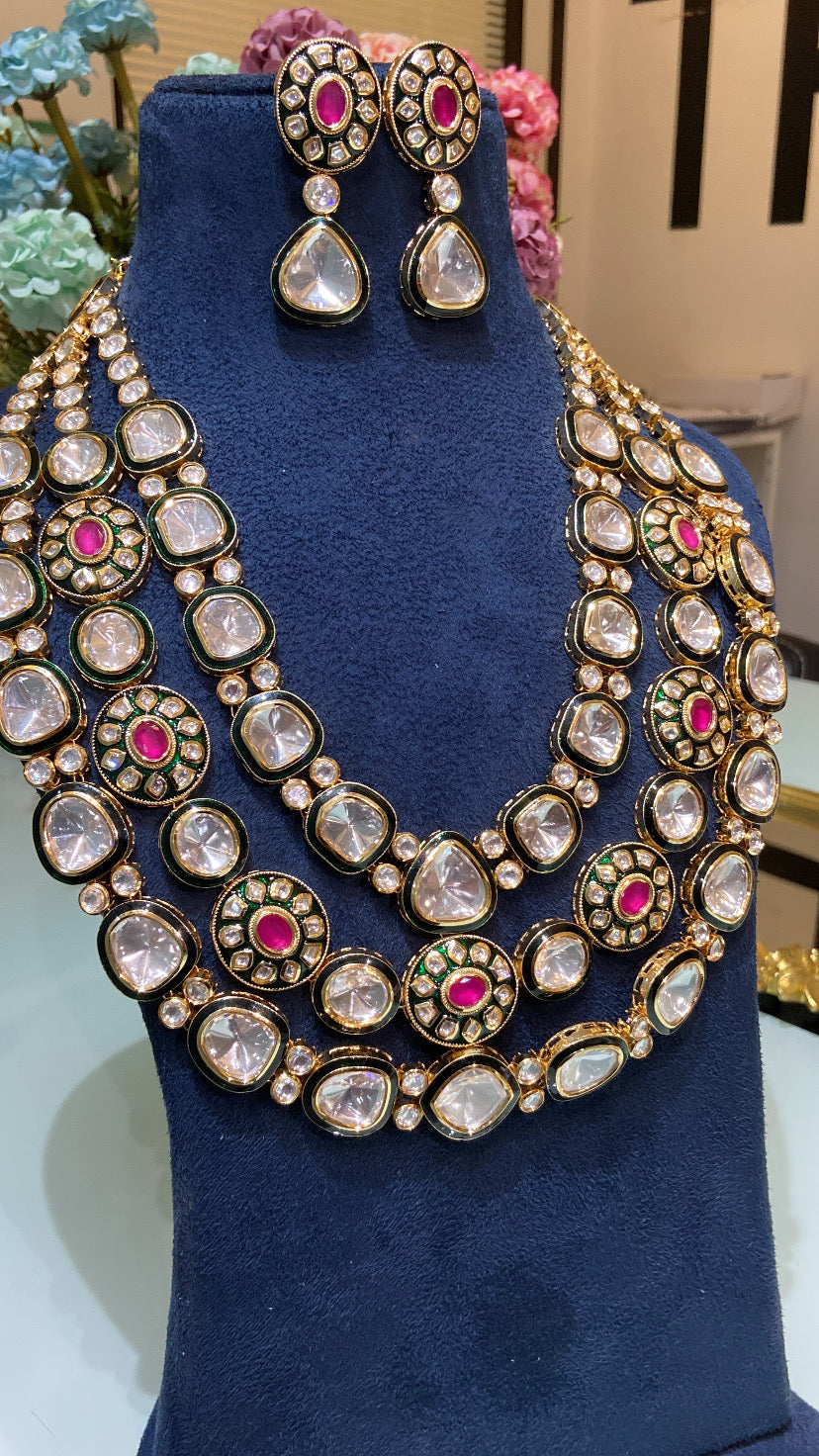 Maharani Festive 3 liner green enamel kundan set