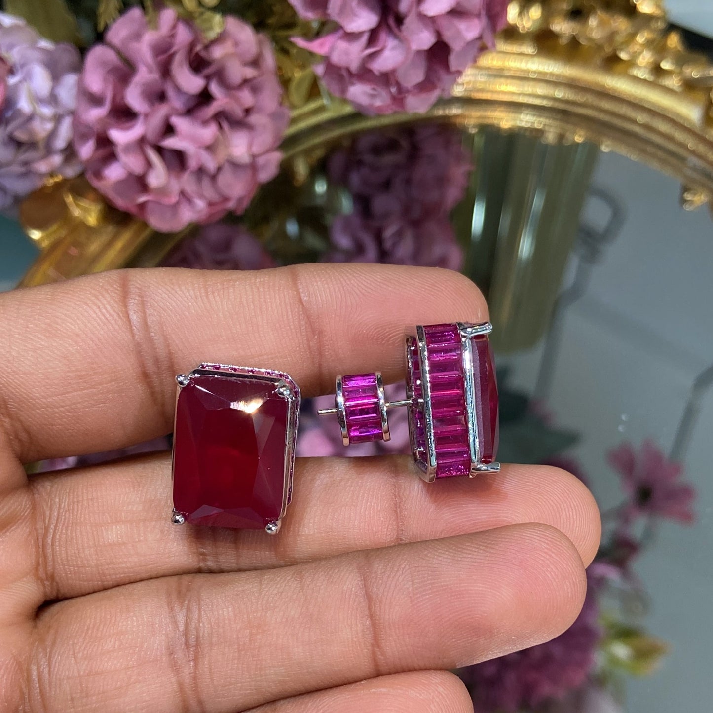 RECT Dual colour studs