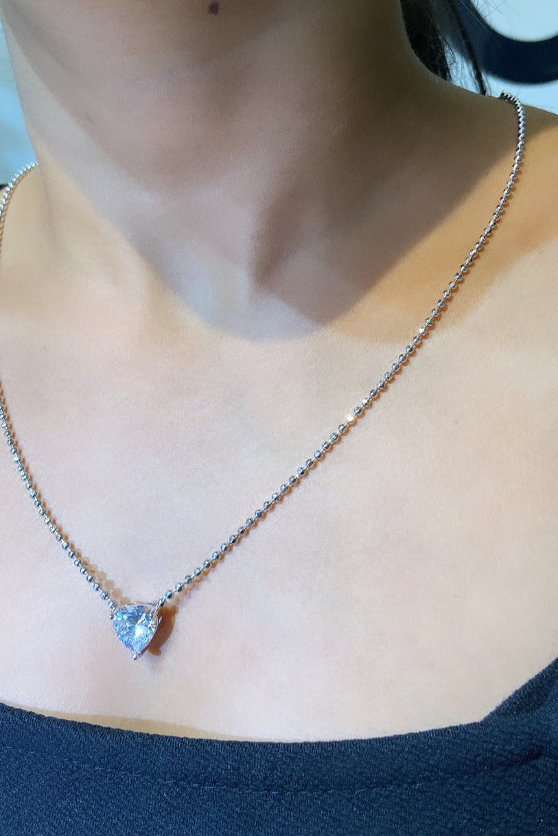 Heart pendant with bubble chain