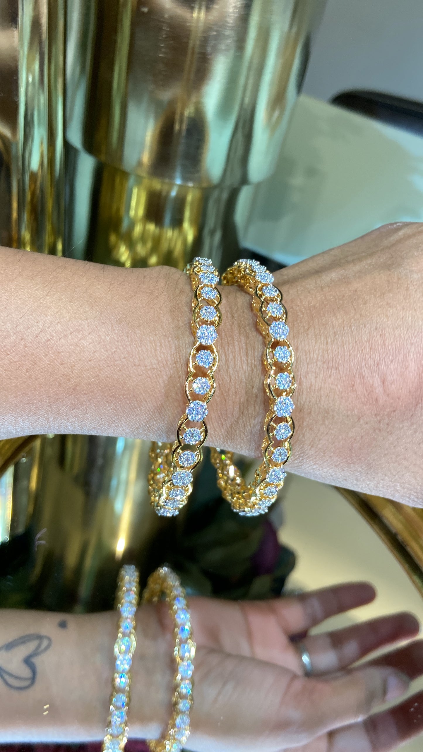 CLASSIC CLUSTER DIAMOND BANGLE (WITHOUT LOCK) 🪄