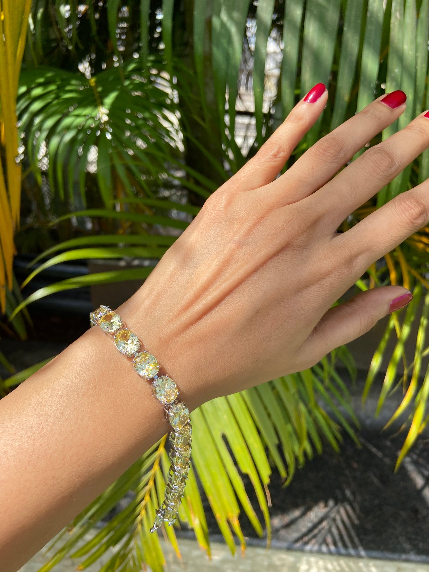 OVAL CHUNK BRACELET