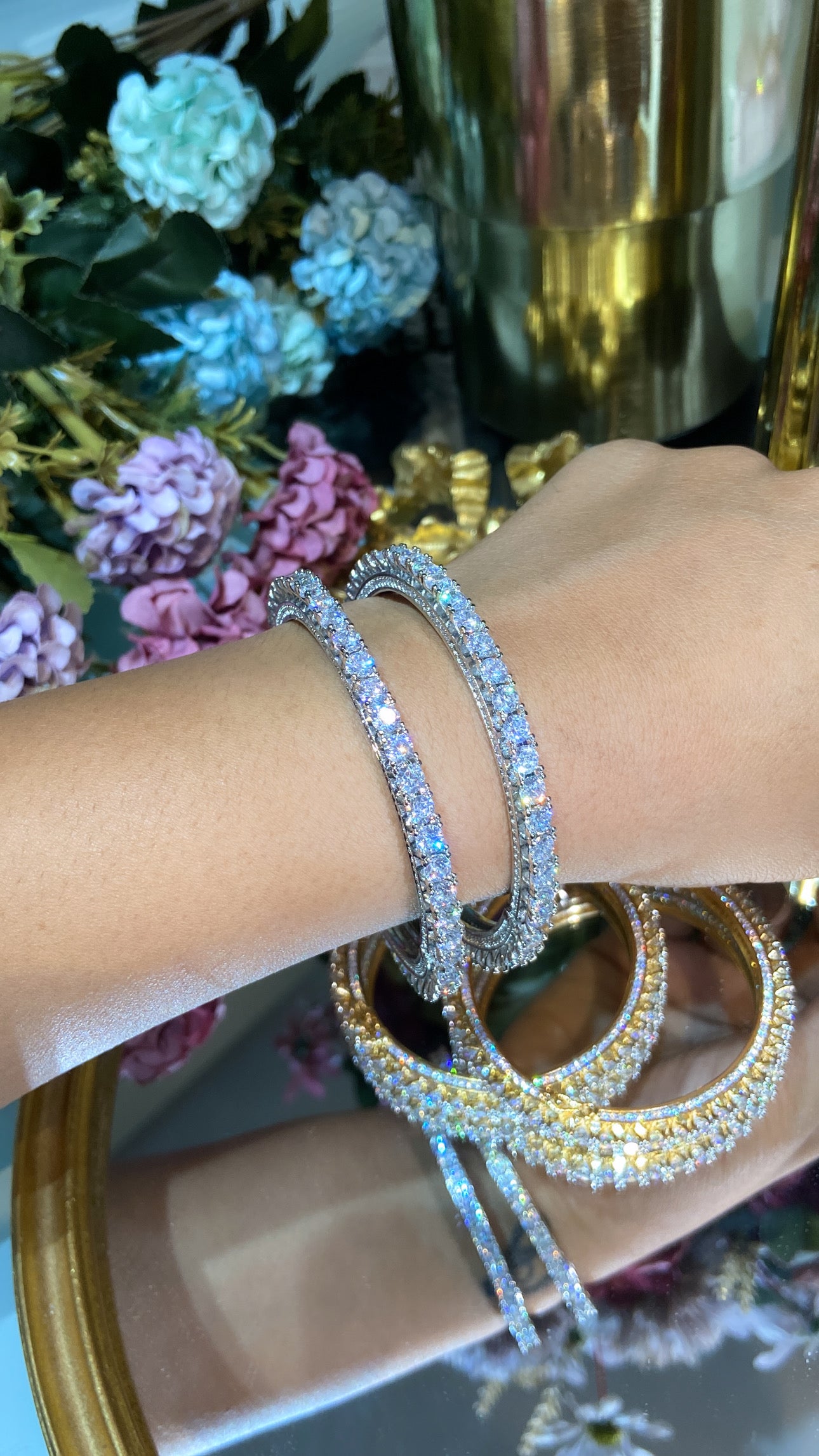 25 pointer OPENABLE DIAMOND Solitaire Bangles - 1 PAIR - (WITH LOCK) 🪄