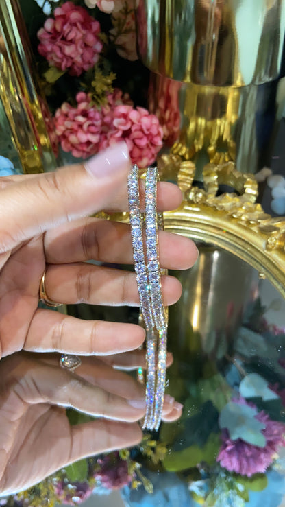 25 pointer DIAMOND Solitaire Bangles - (NOT OPENABLE)