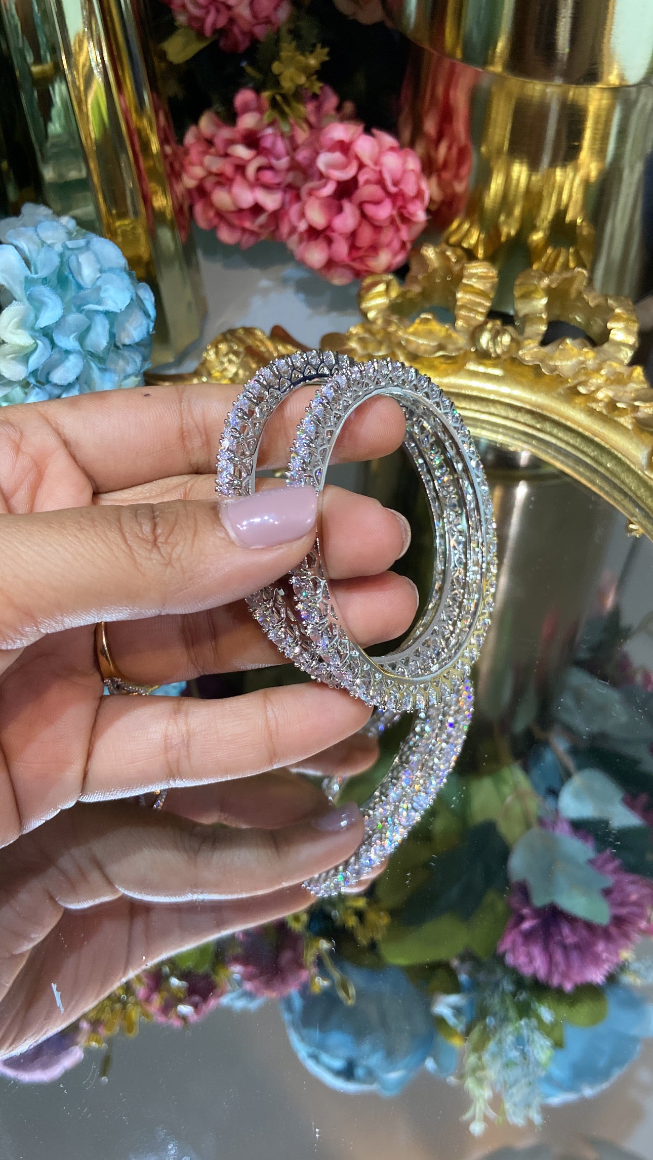 25 pointer DIAMOND Solitaire Bangles - (NOT OPENABLE)