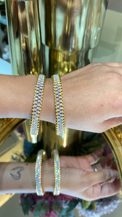 GOLD STAR DIAMOND BANGLES (WITHOUT LOCK)