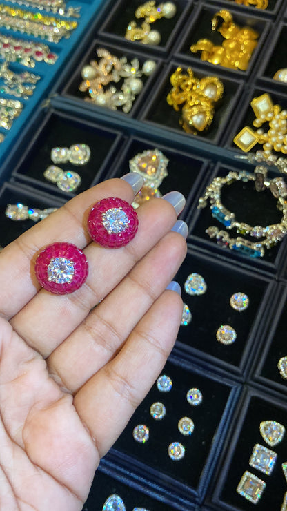 Dome Invisible setting earrings