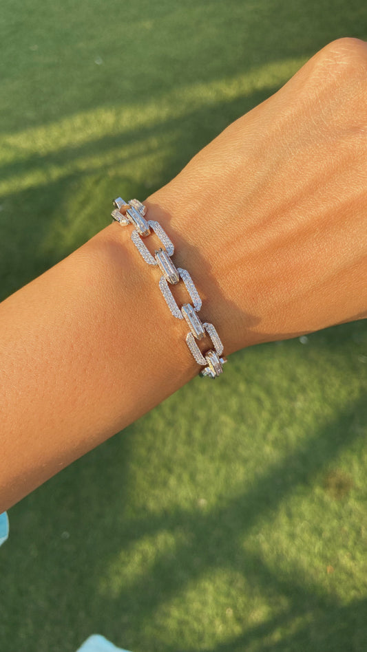 BROAD LINK TENNIS BRACELET