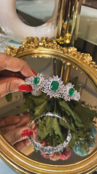 EMERALD STIFF BRACELET OPENABLE
