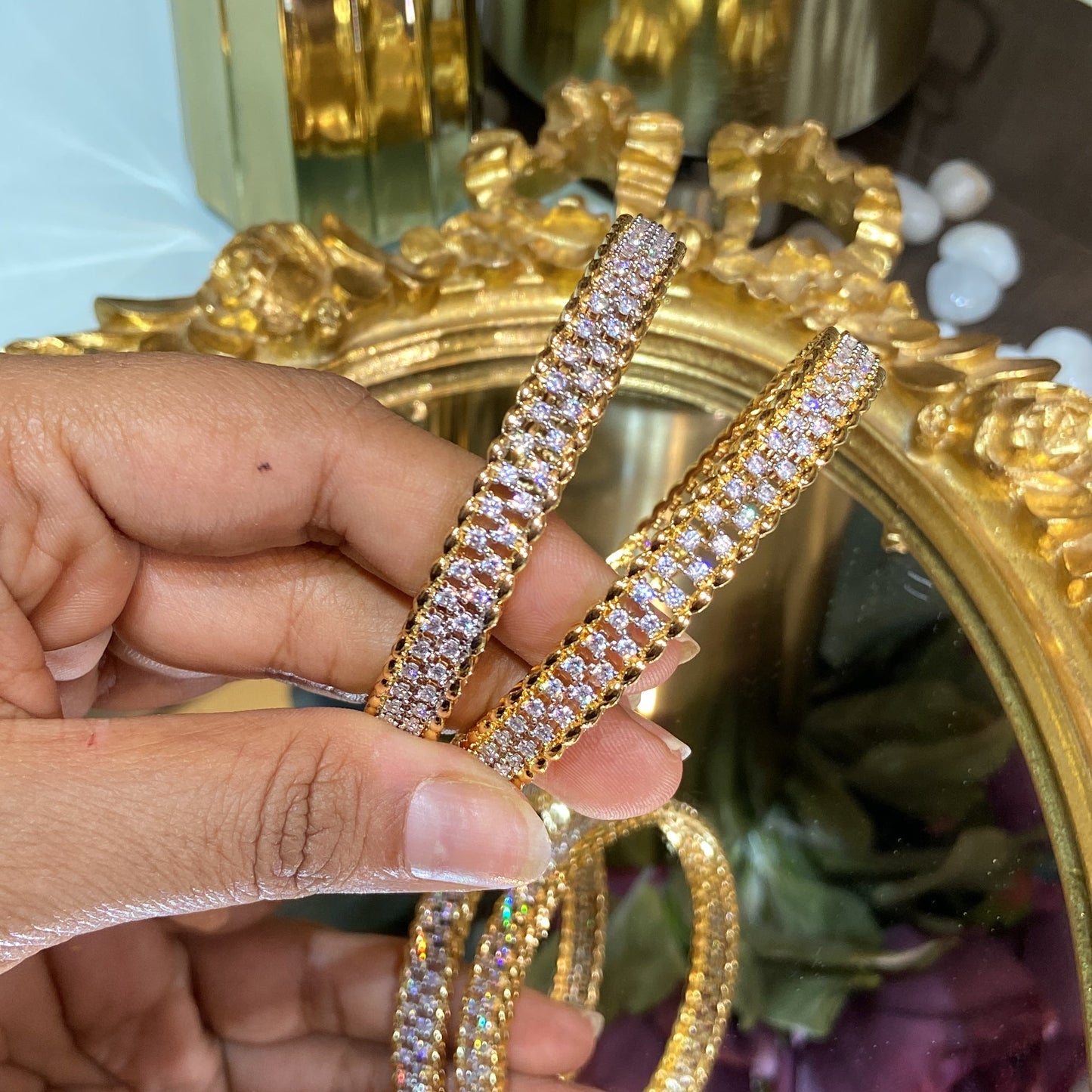 GOLD STAR DIAMOND BANGLES (WITHOUT LOCK)