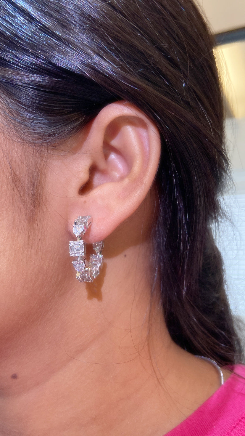 CLUSTER HOOP EARRINGS
