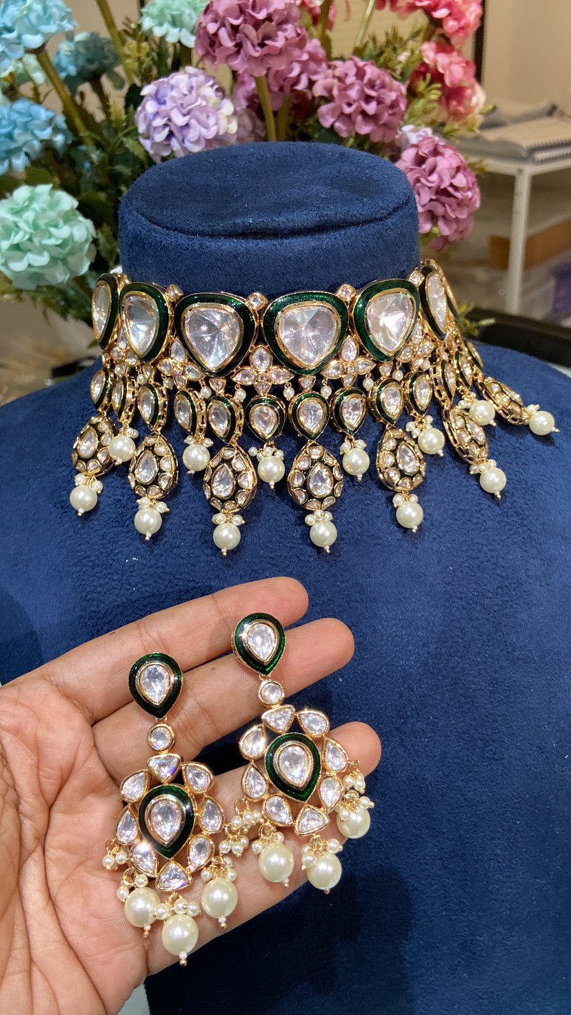 MEENA DROP POLKI KUNDAN CHOKER SET