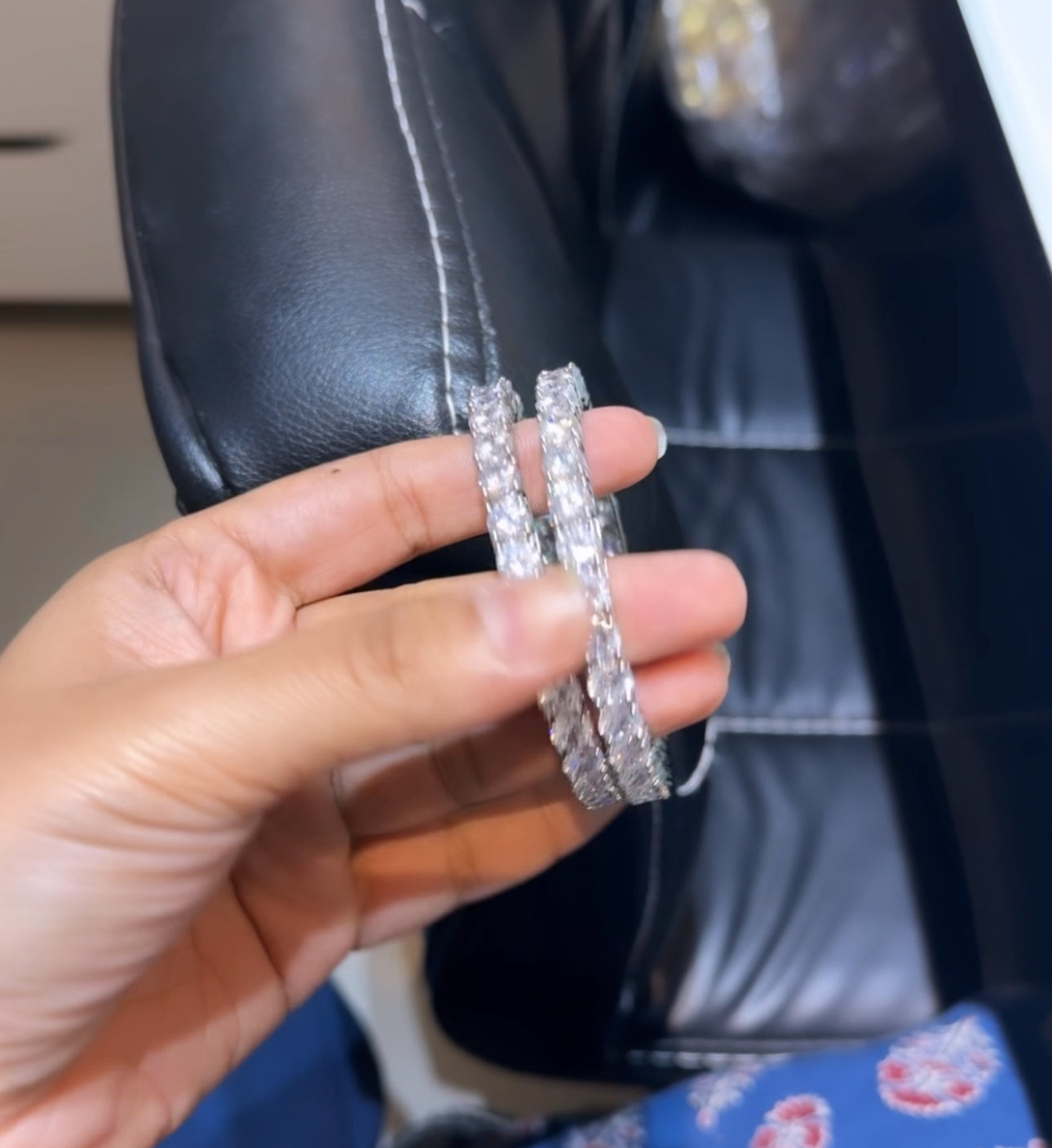 Big Solitaire Bangles - PAIR (50 pointer each diamond) 🪄
