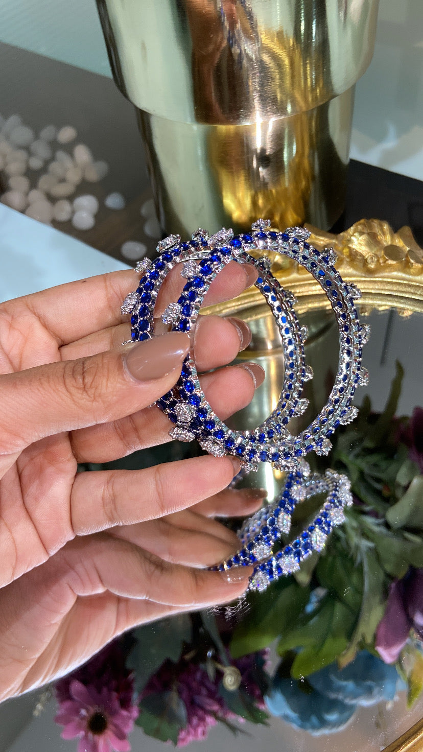 Designer colour invisible setting bangles Pacheli
