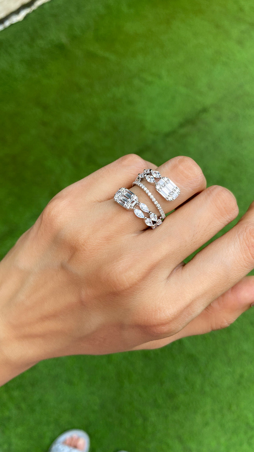 CLUSTER CRISS CROSS RING