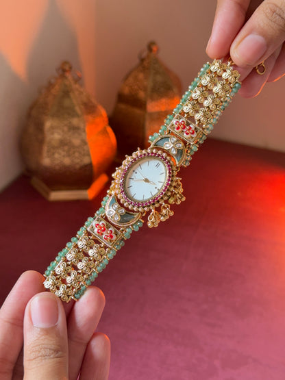 OVAL DIAL Antique designer Watch Bracelet