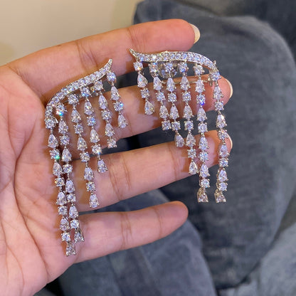 Cascading Pear-Drop Dangles