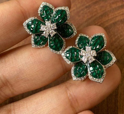 Diam Invisible setting earrings