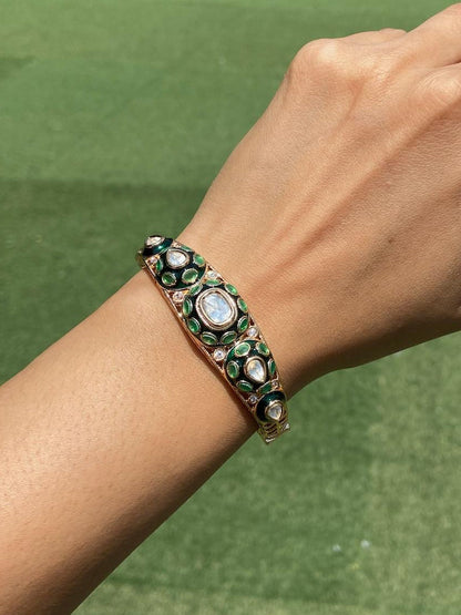 The Royal Bloom Antique Bracelet / Kada