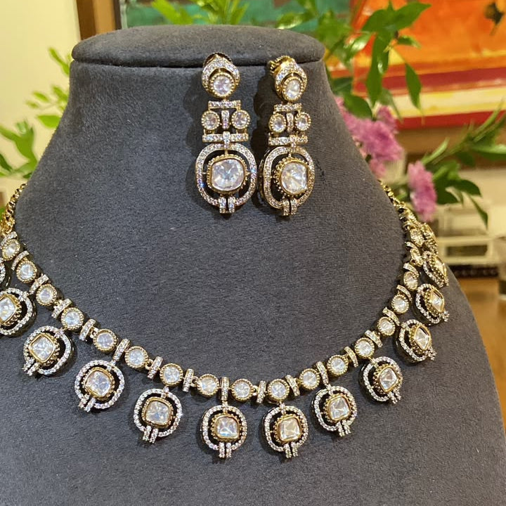 Classic Polki Victorian Choker Set