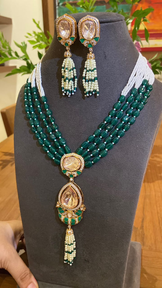 Long Emerald Bead Layered Haar Set