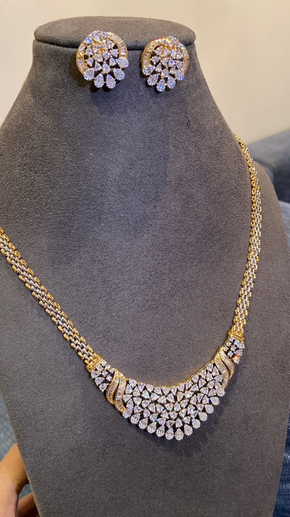 Golden Elegance long Necklace Set