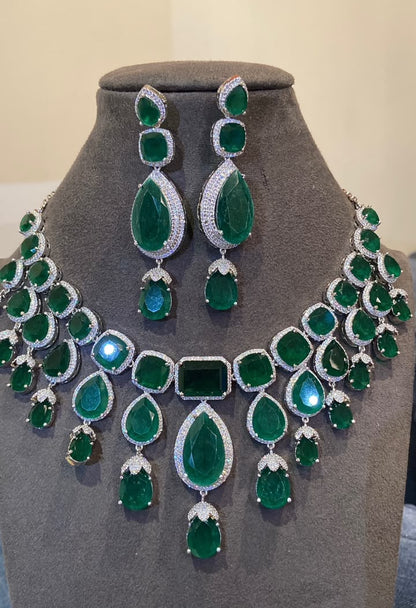 Grand Emerald Cascade Bridal Choker Set