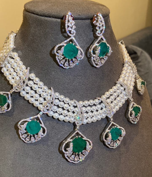 Shahana Grand 4-Row Pearl & Emerald Choker Set