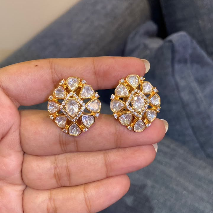 Aura Cluster Moissanite Polki Studs