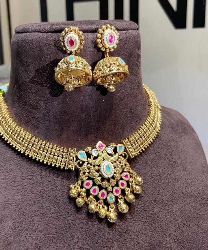 The Gulbahar Meena Choker