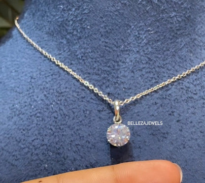 3 ct solitaire pendant with chain 🫶🏻