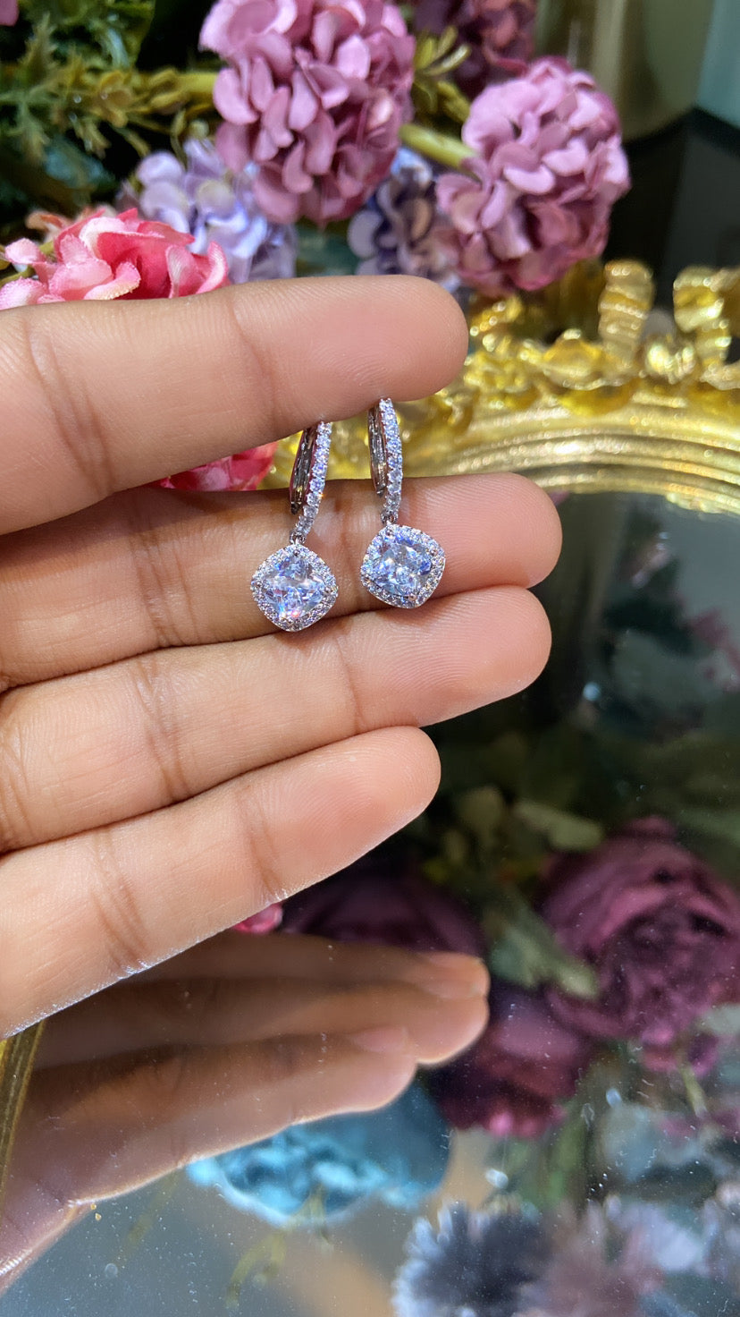 Cushion halo Hoop Danglers ✨