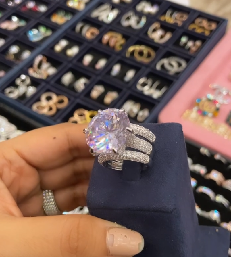 20 ct rock bling ring (with 2 support bands)