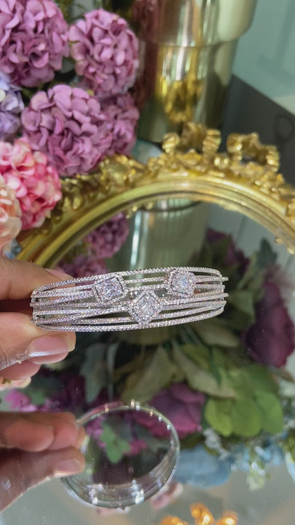 Cluster liner kada / Bracelet (Get a FREE GIFT) 🩵🩵