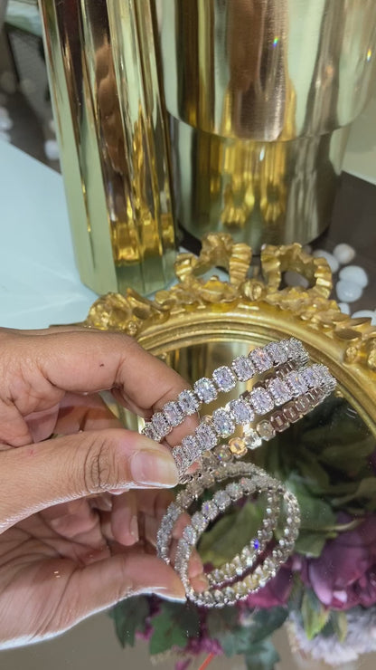 Emerald halo diamond bangles (WITHOUT LOCK)