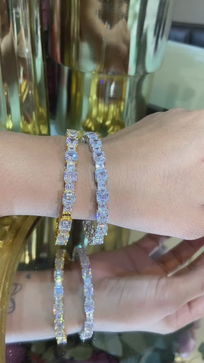 PRINCESS CUT DIAMOND BANGLES (OPENABLE) PAIR
