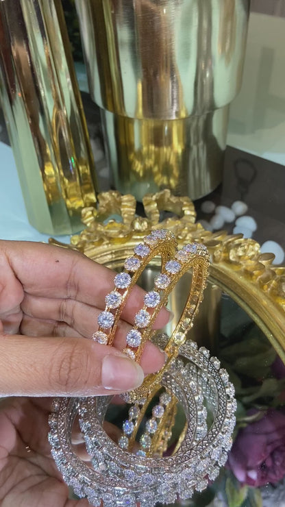 CLASSIC PACHELI DIAMOND BANGLE (WITHOUT LOCK)