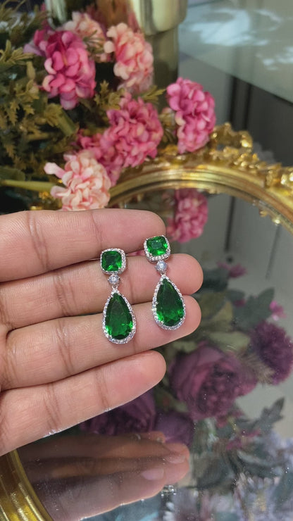 Cushion tear drop sparkly colour earrings 🎀