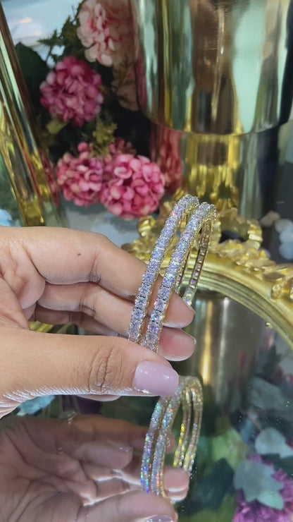 25 pointer DIAMOND Solitaire Bangles - (NOT OPENABLE)